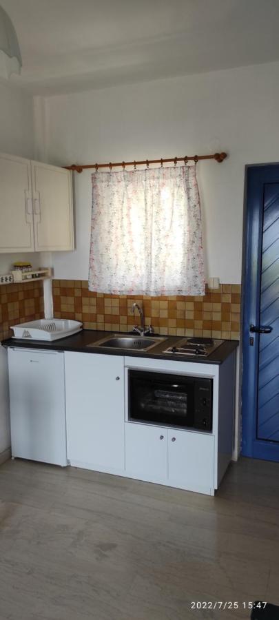 Helen'S Appartments Galaxídhion エクステリア 写真